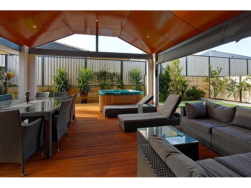 3 Camden Boulevard, Aubin Grove WA 6164