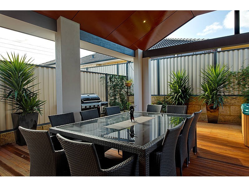 3 Camden Boulevard, Aubin Grove WA 6164