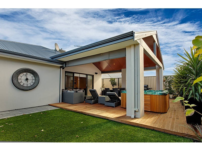 3 Camden Boulevard, Aubin Grove WA 6164