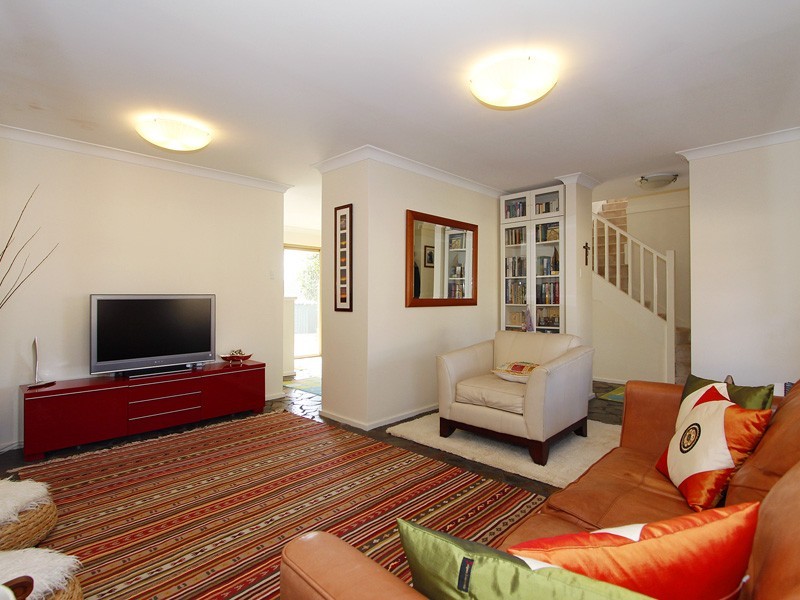 22 Du Maurier Road, North Lake WA 6163