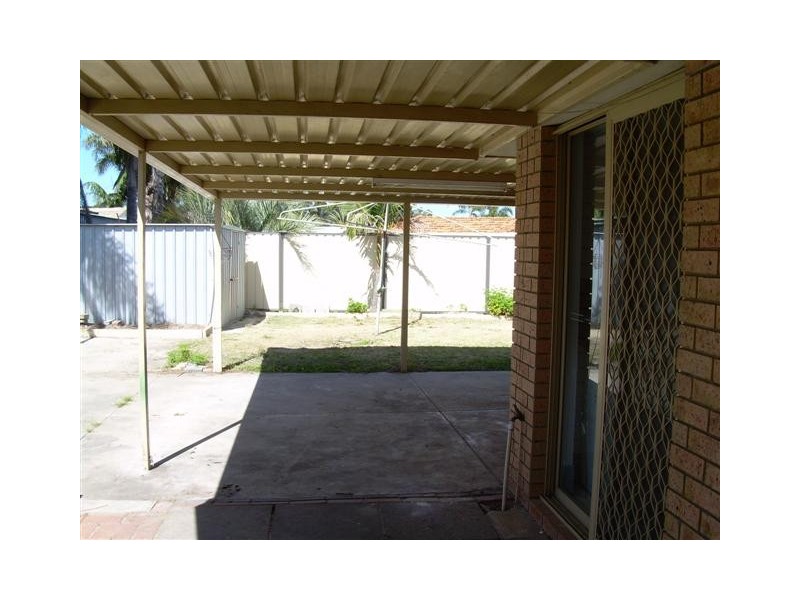 58 Elkhorn Street, Cannington WA 6107