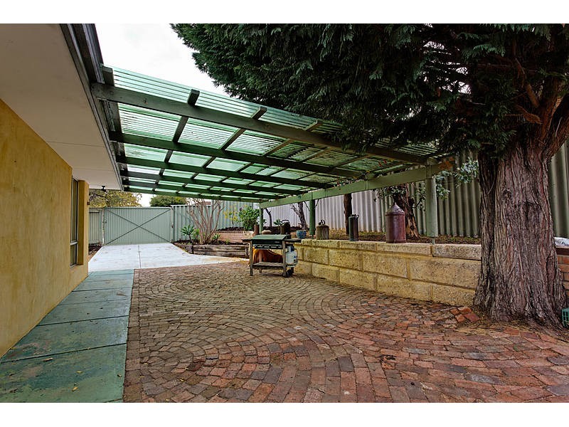 14 Mannion Way, Kardinya WA 6163