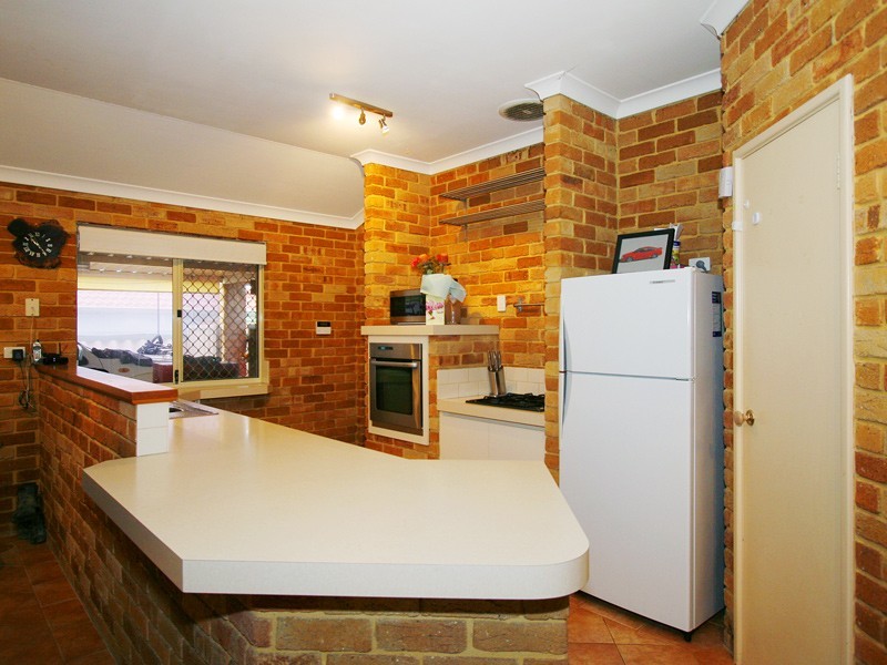 8 Tiberias Rise, Atwell WA 6164