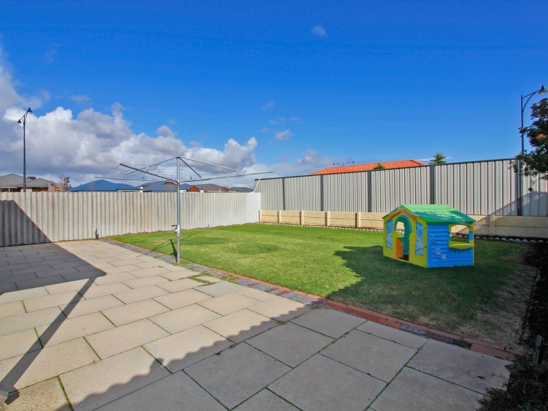 364B Hammond Road, Success WA 6164