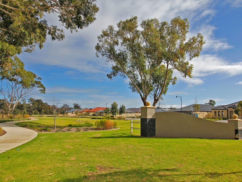 364B Hammond Road, Success WA 6164