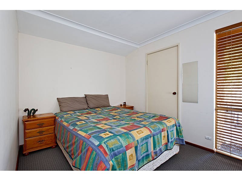 145 Le Souef Drive, Kardinya WA 6163