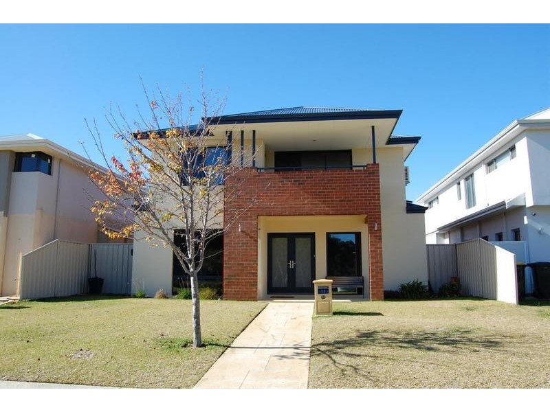11 Leschenault Boulevard, Munster WA 6166