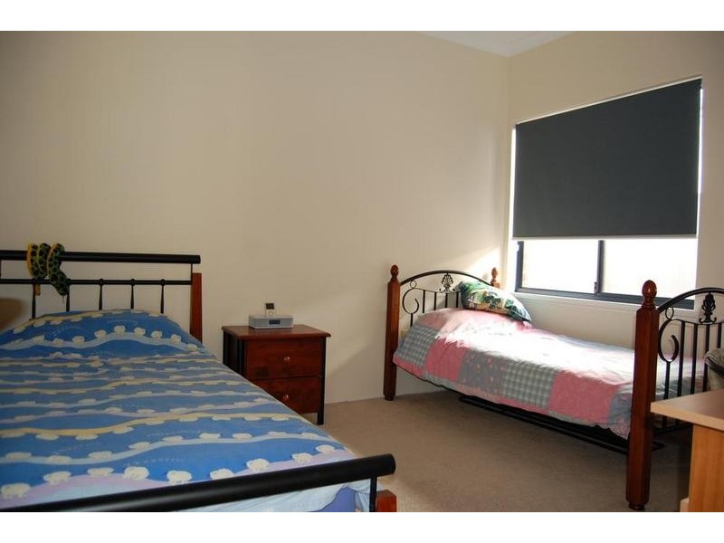 11 Leschenault Boulevard, Munster WA 6166