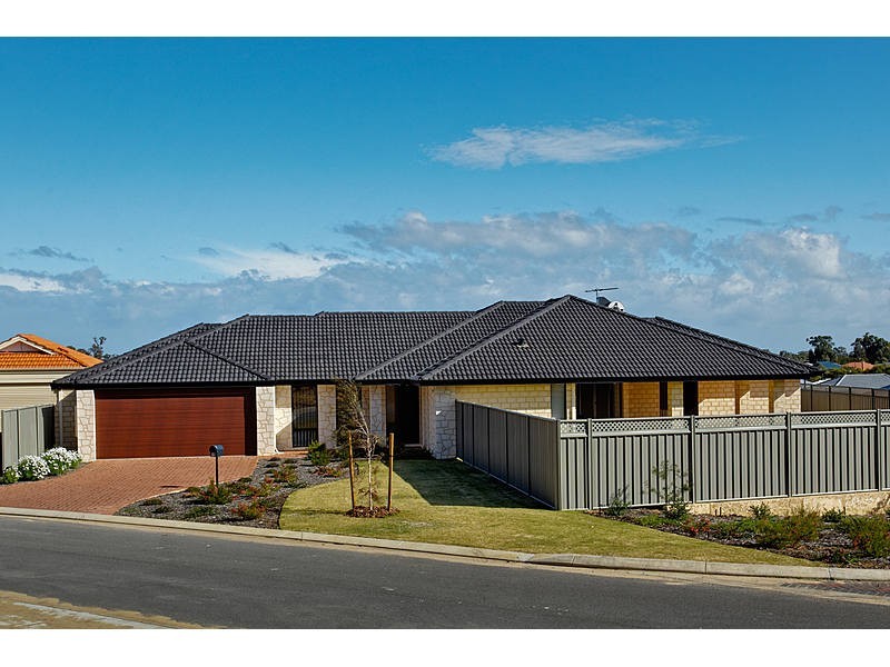 72 Beauchamp Loop, Wellard WA 6170