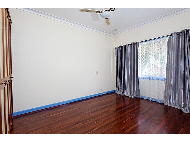 23 Goneril Way, Coolbellup WA 6163