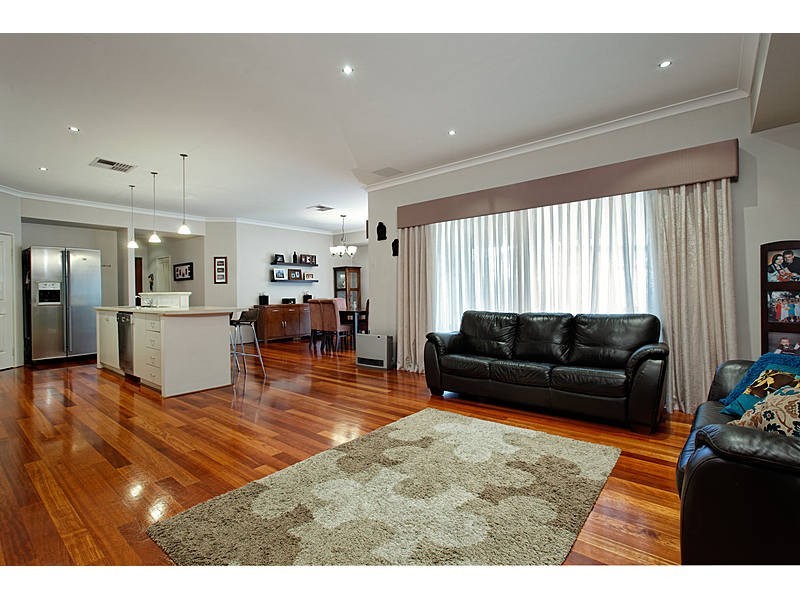 1 Balboa Loop, Aubin Grove WA 6164