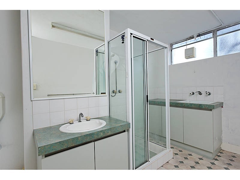 29/2 Pengilly Road, Orelia WA 6167