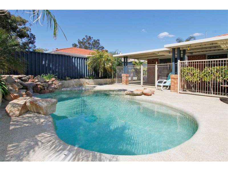 11 Constitution Gardens, Bibra Lake WA 6163