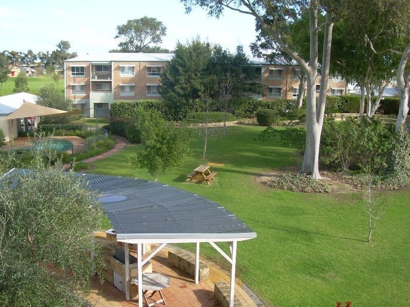14/15 Friar John Way, Coolbellup WA 6163