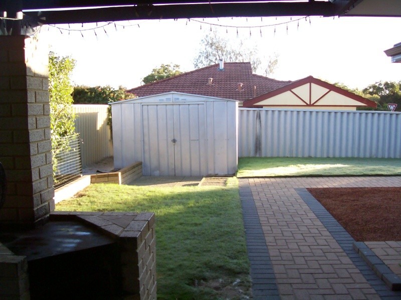 4 Silvereye Court, Beeliar WA 6164