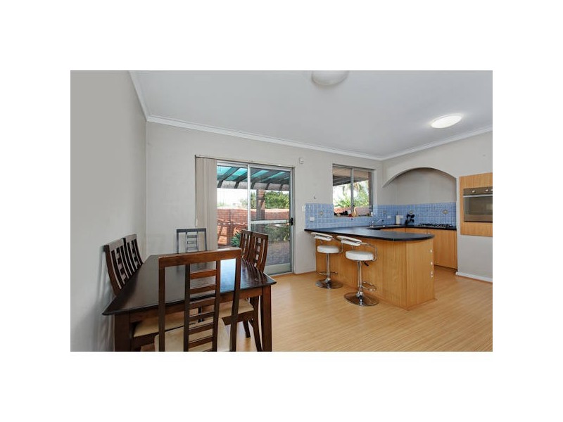 17B Anglesey Drive, Kardinya WA 6163