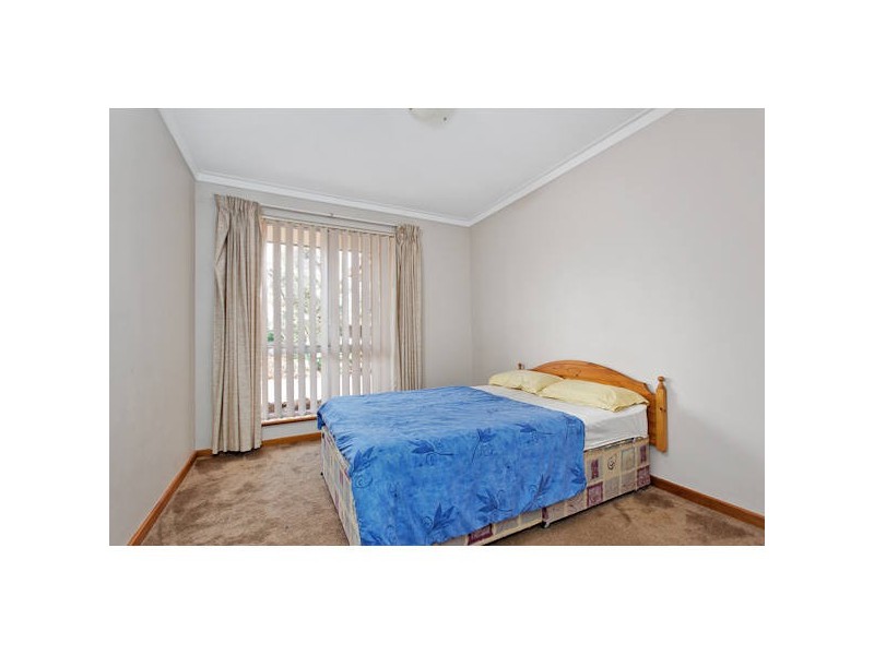 17B Anglesey Drive, Kardinya WA 6163