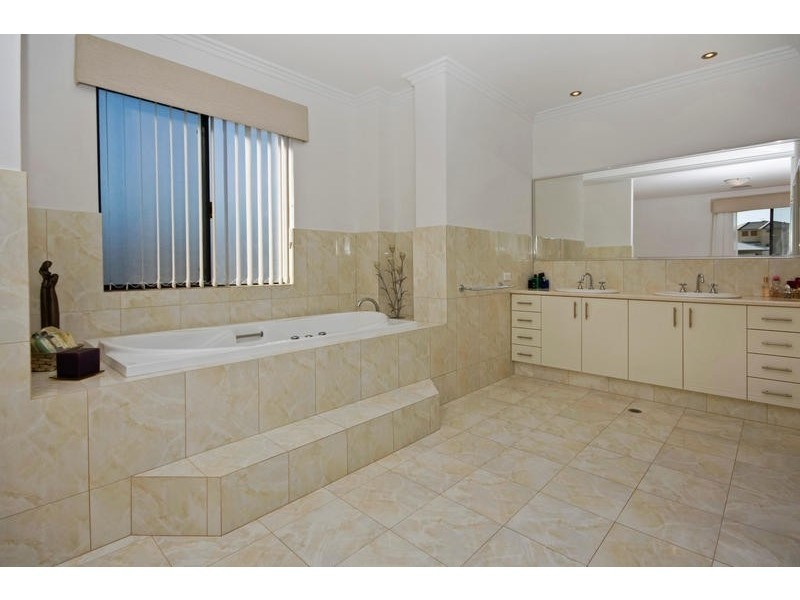 23 Giudice Way, Yangebup WA 6164