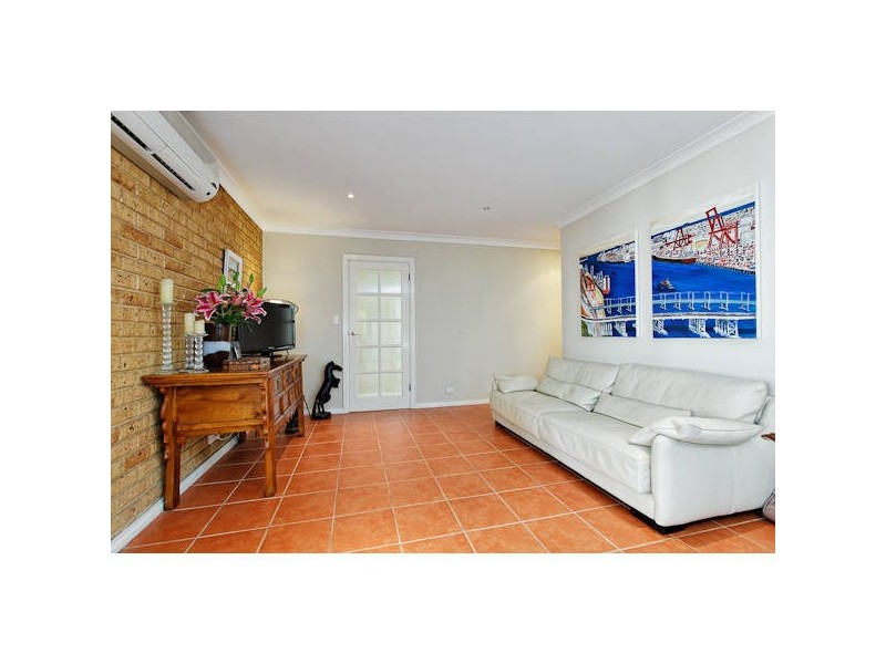 5 Chestnut Place, South Lake WA 6164