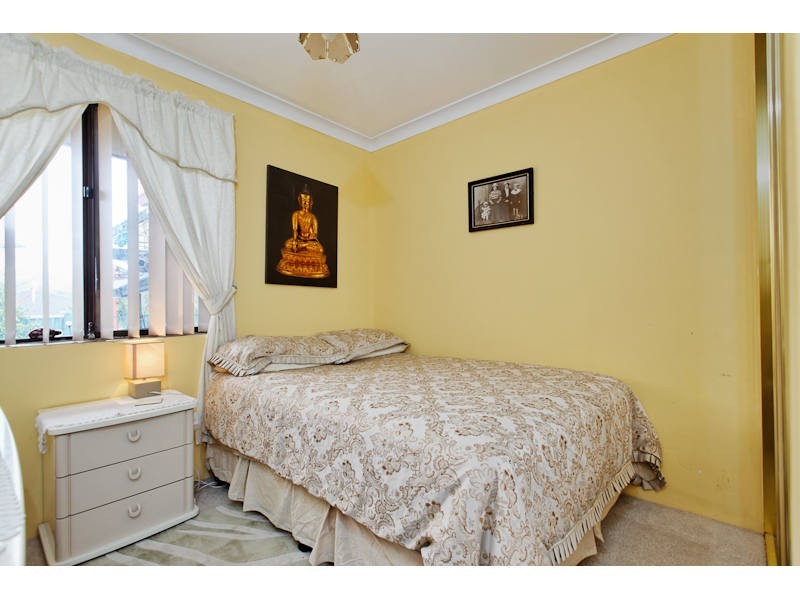 11 Tinaroo Court, South Lake WA 6164