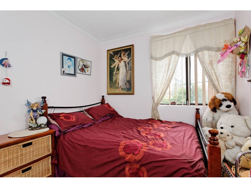 11 Tinaroo Court, South Lake WA 6164