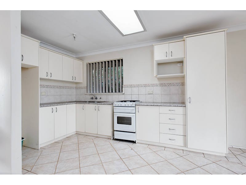 11 Marden Road, Thornlie WA 6108