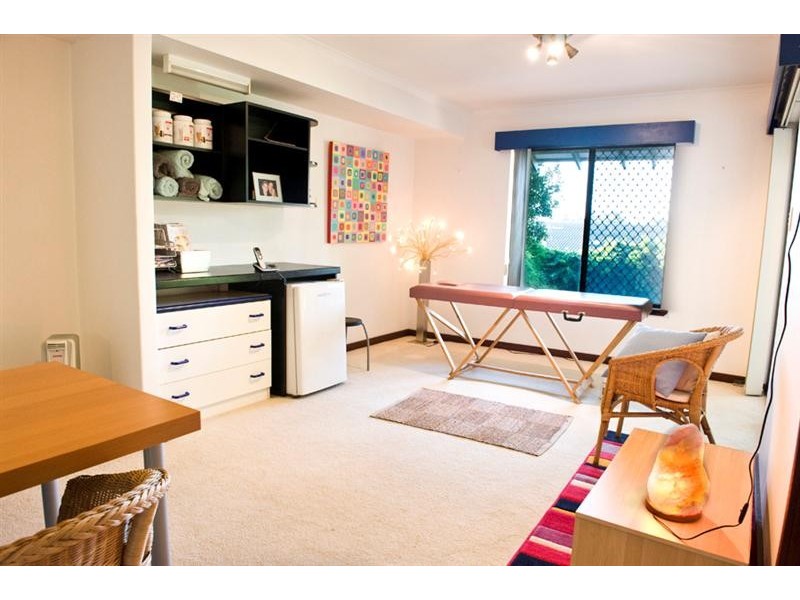 273 Warwick Rd, Duncraig WA 6023