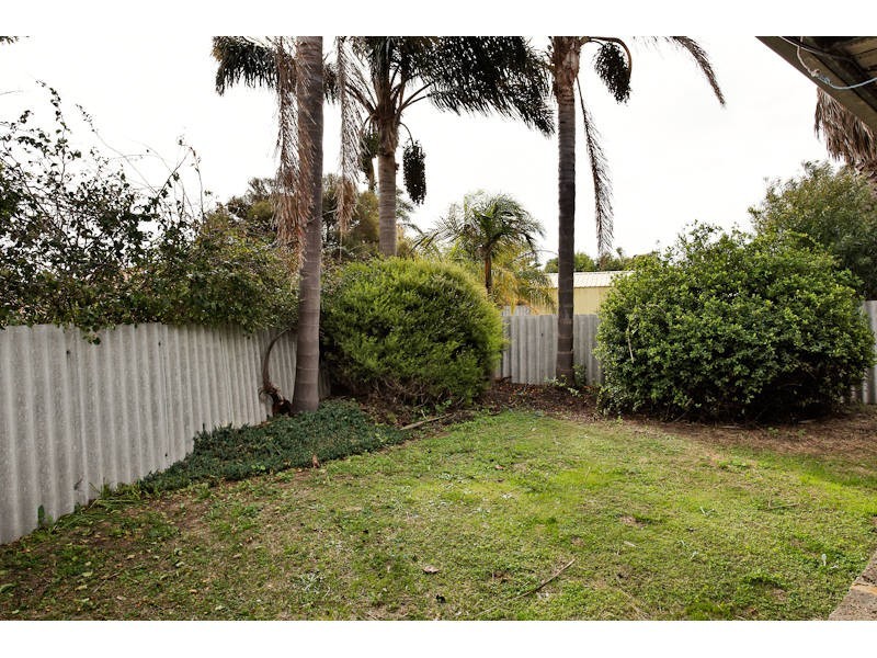 14 Whitlock Crescent, South Lake WA 6164