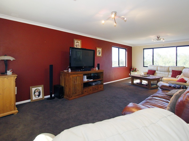 15 Aster Close, Beeliar WA 6164