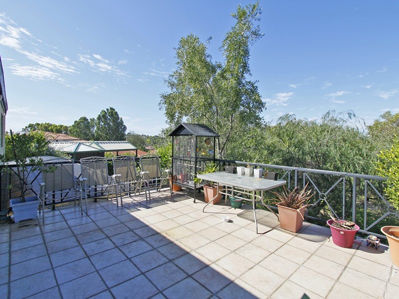 15 Aster Close, Beeliar WA 6164