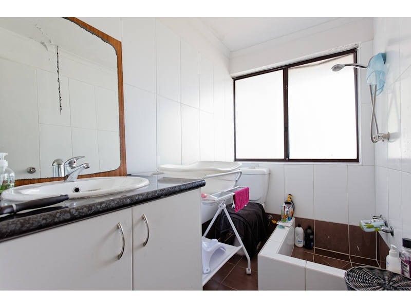 17 McNamara Drive, Thornlie WA 6108