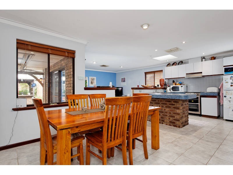 22 Kestrel Way, Yangebup WA 6164