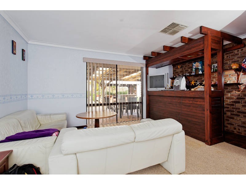 22 Kestrel Way, Yangebup WA 6164