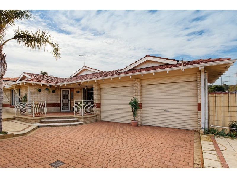 51 Mayor Road, Munster WA 6166