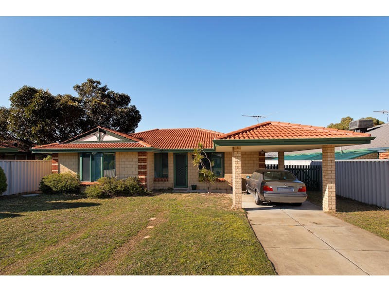 72 Lakemba Way, Waikiki WA 6169