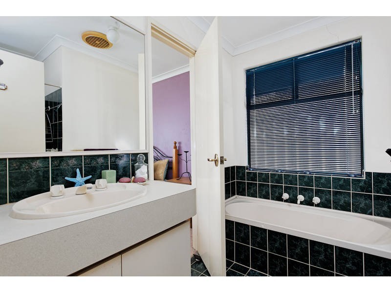 72 Lakemba Way, Waikiki WA 6169