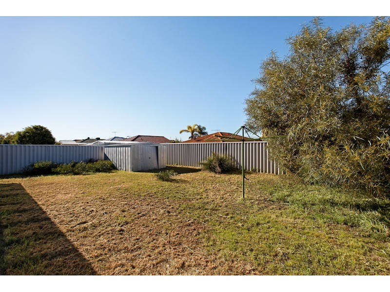 72 Lakemba Way, Waikiki WA 6169