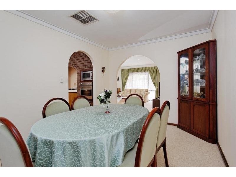 35 Hadley Gardens, Kardinya WA 6163