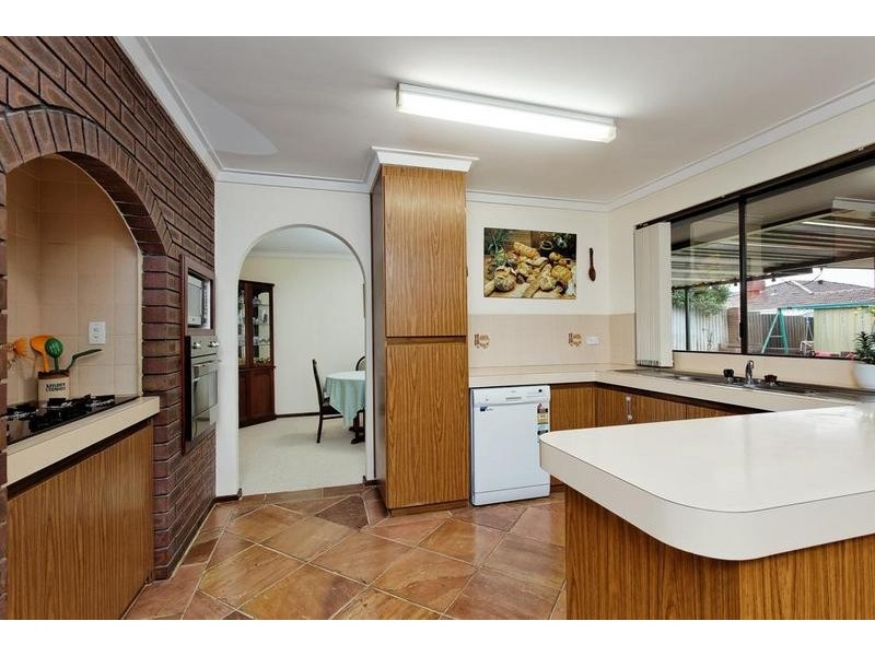 35 Hadley Gardens, Kardinya WA 6163