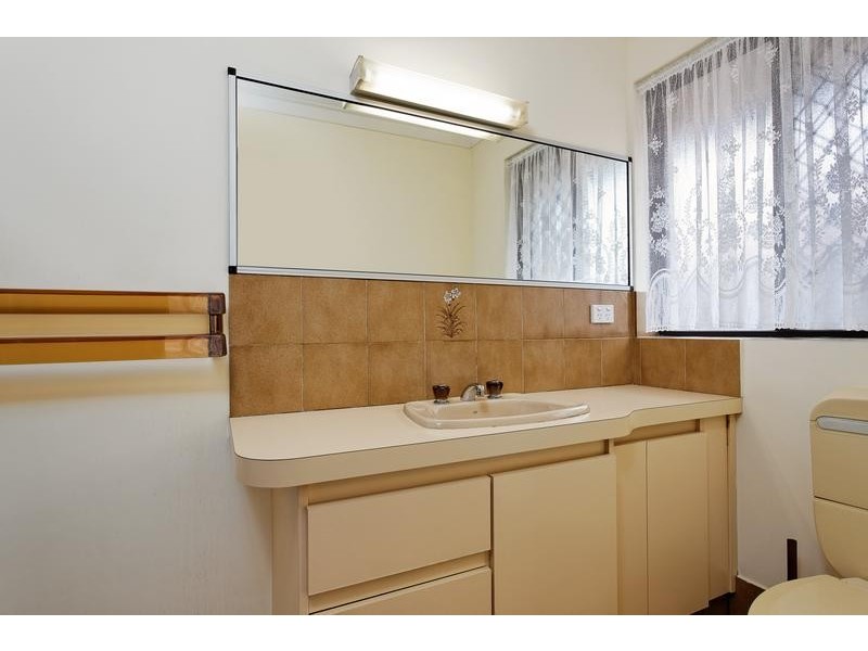 35 Hadley Gardens, Kardinya WA 6163