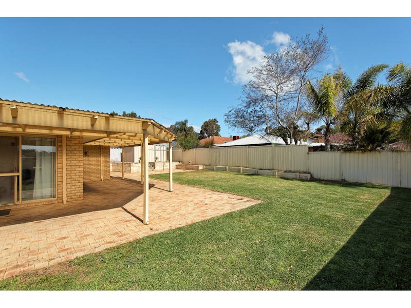 17 Shady Grove, Yangebup WA 6164