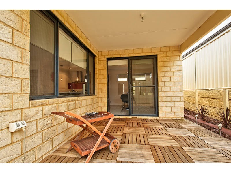 5/35 Barfield Road, Hammond Park WA 6164