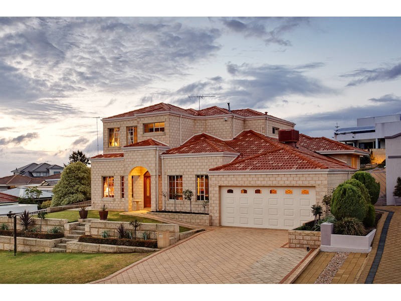 3 Buchanan Rise, Coogee WA 6166