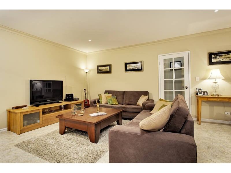 3 Buchanan Rise, Coogee WA 6166