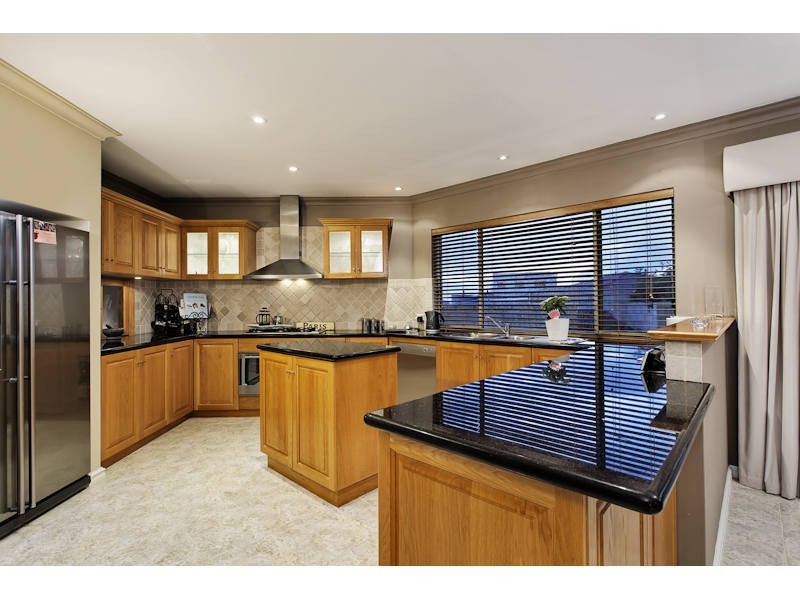 3 Buchanan Rise, Coogee WA 6166