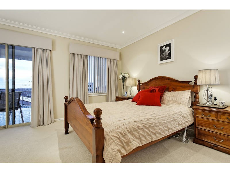 3 Buchanan Rise, Coogee WA 6166