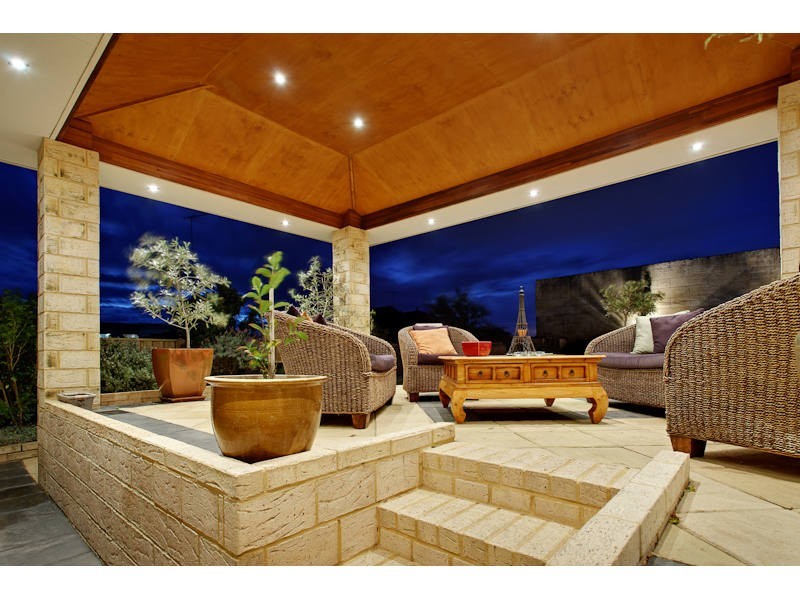 3 Buchanan Rise, Coogee WA 6166