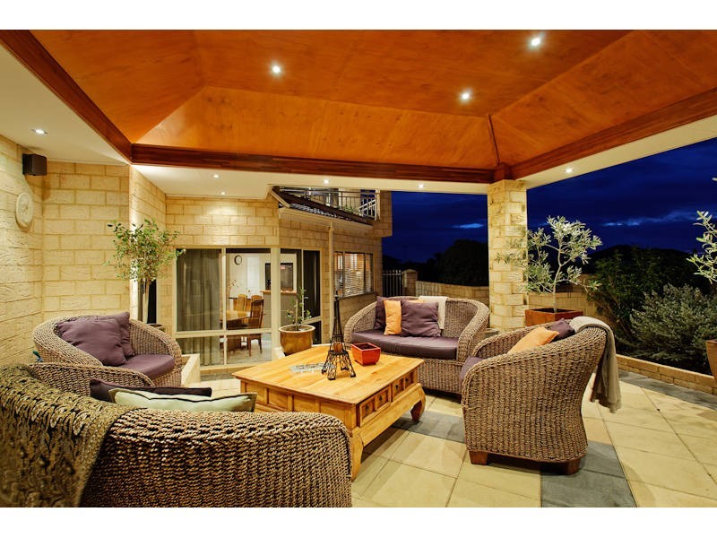 3 Buchanan Rise, Coogee WA 6166