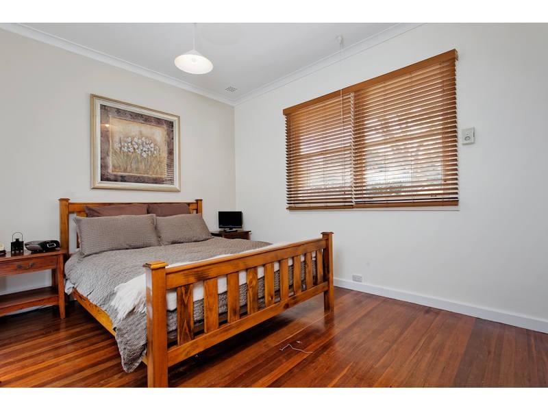 3 Caliban Way, Coolbellup WA 6163