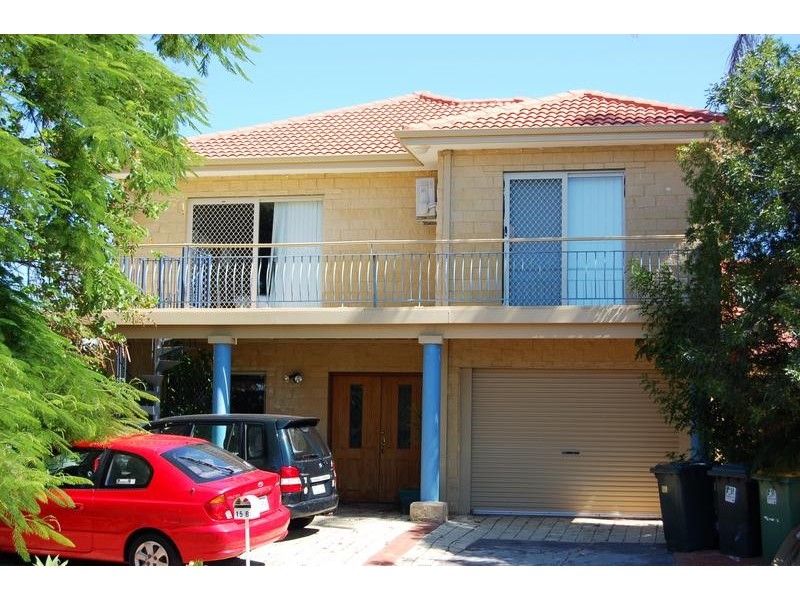 15 Monterey Crt, Kardinya WA 6163